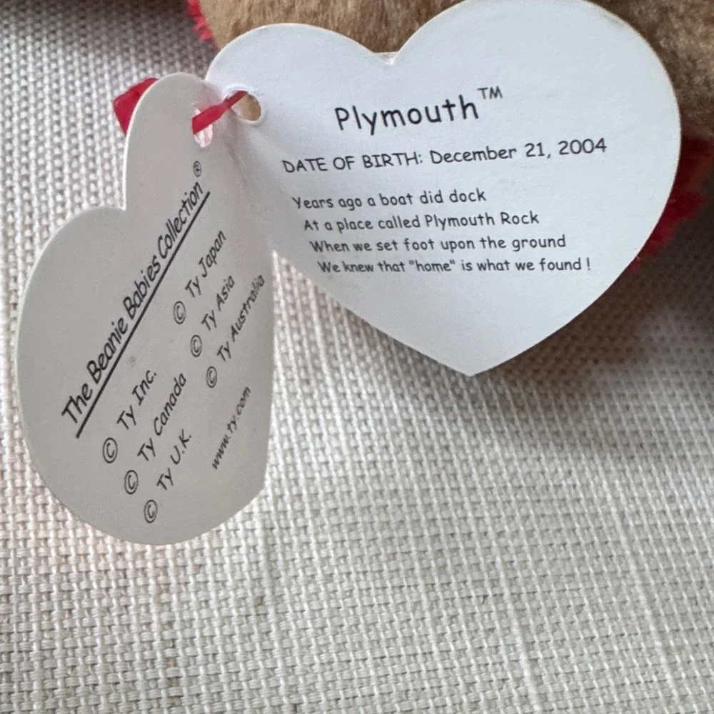 Ty Beanie Baby “Plymouth” the Bear - Picture 8 of 8